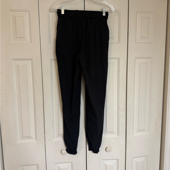 Lululemon Women’s Keep Moving High Rise Jogger Athletic Black Pants Size 4 - Picture 3 of 8